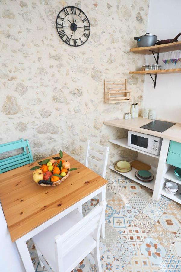 Ravi Boutique Home - 1 Minute Walk From Beach คาลีเวส ภายนอก รูปภาพ