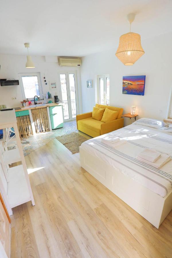 Ravi Boutique Home - 1 Minute Walk From Beach คาลีเวส ภายนอก รูปภาพ