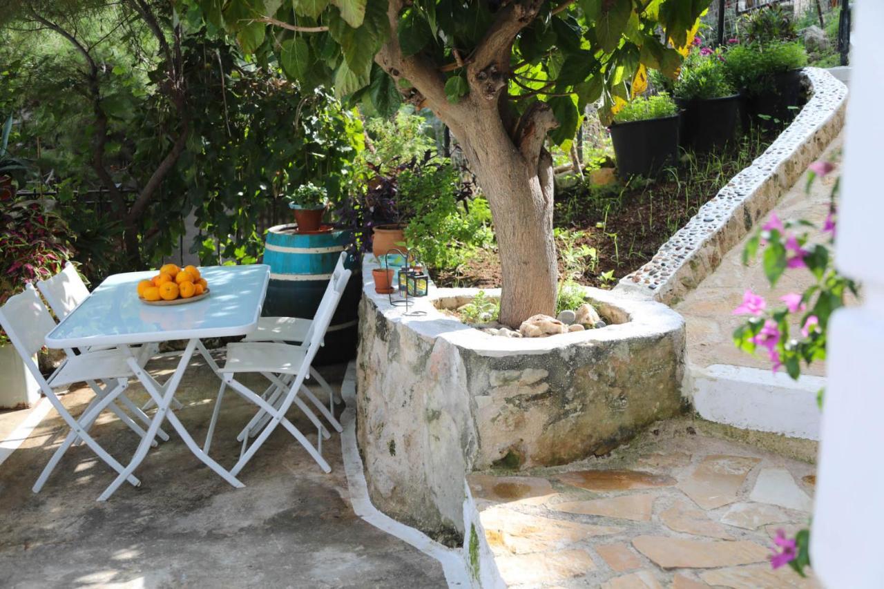 Ravi Boutique Home - 1 Minute Walk From Beach คาลีเวส ภายนอก รูปภาพ