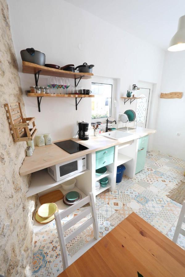Ravi Boutique Home - 1 Minute Walk From Beach คาลีเวส ภายนอก รูปภาพ