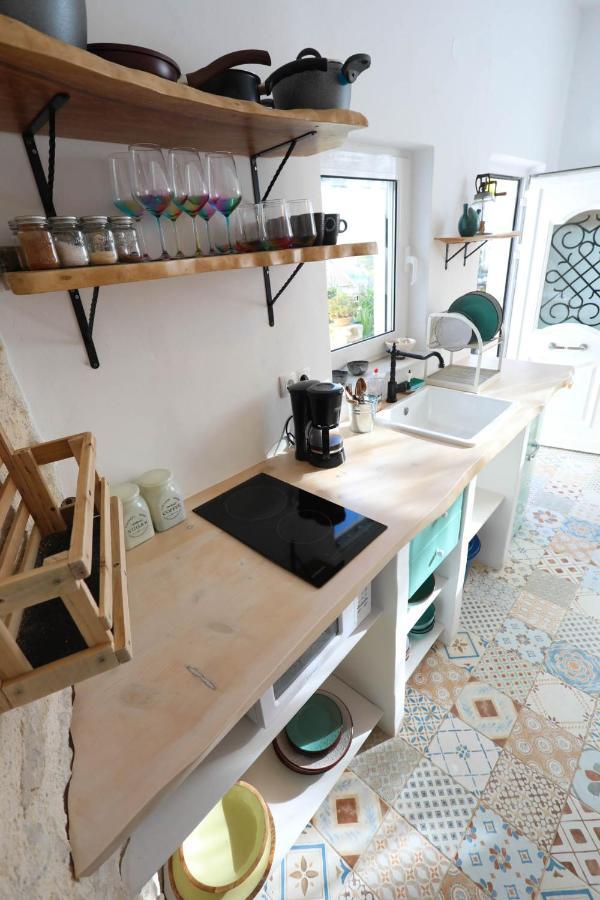 Ravi Boutique Home - 1 Minute Walk From Beach คาลีเวส ภายนอก รูปภาพ